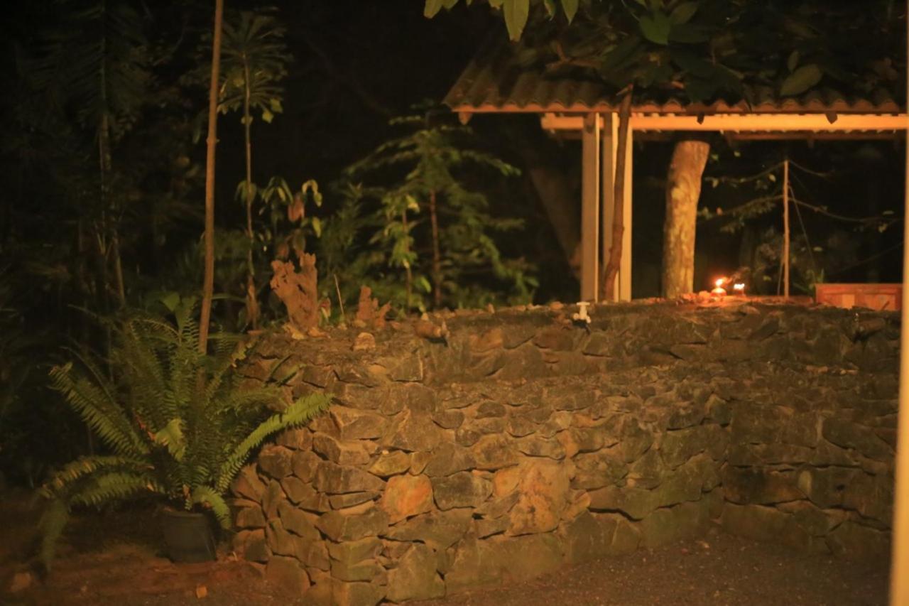 Hidden Well Hiriketiya Hostel ดิคเวลลา ภายนอก รูปภาพ