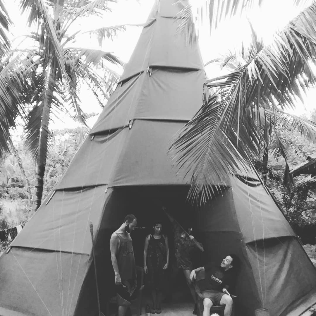 Hidden Well Hiriketiya Hostel ดิคเวลลา ภายนอก รูปภาพ